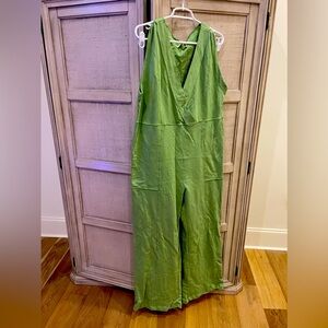 Green boutique jumper